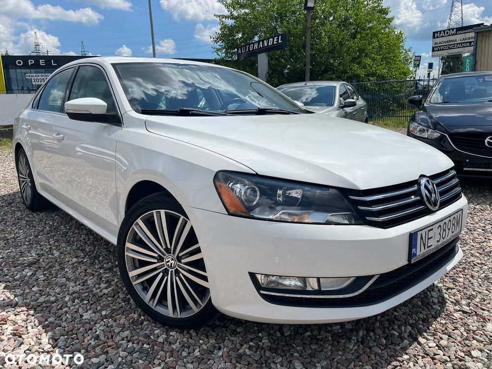 Volkswagen Passat - 2