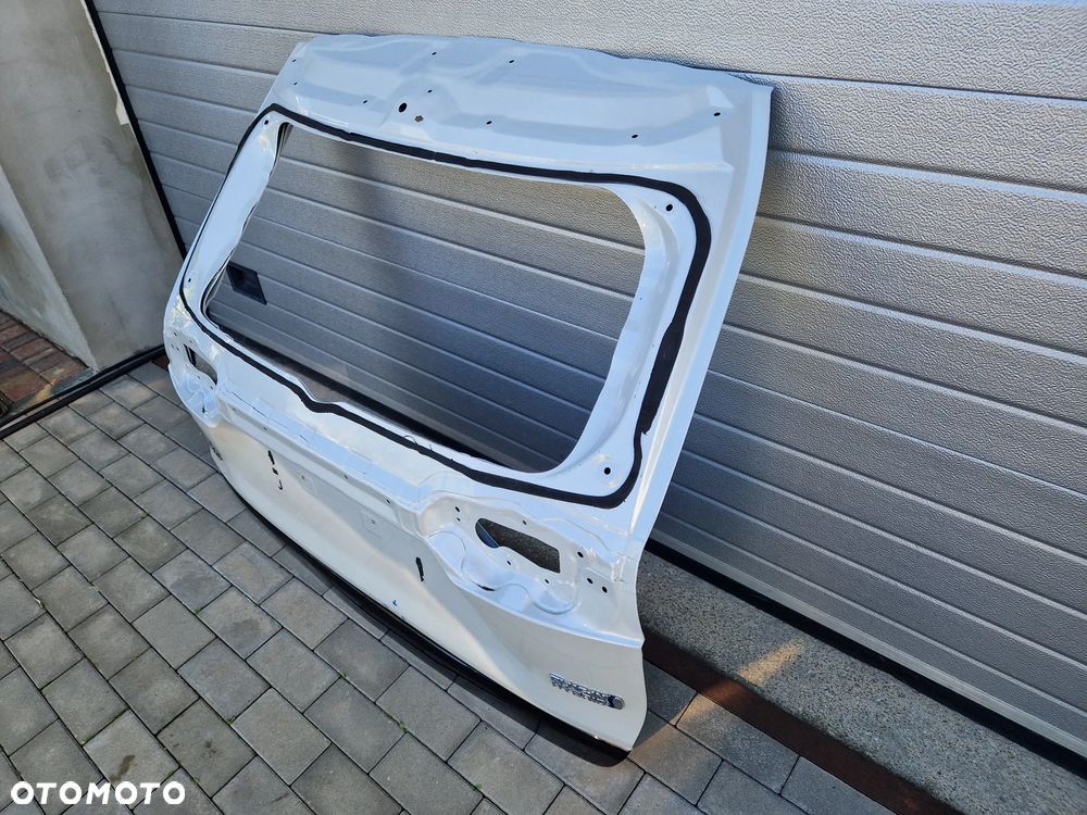 KLAPA TYLNA TOYOTA RAV4 V 2018-- - 2