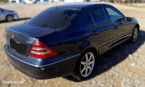 Peças Mercedes-Benz Class C(W203) 2000 a 2007 - 4