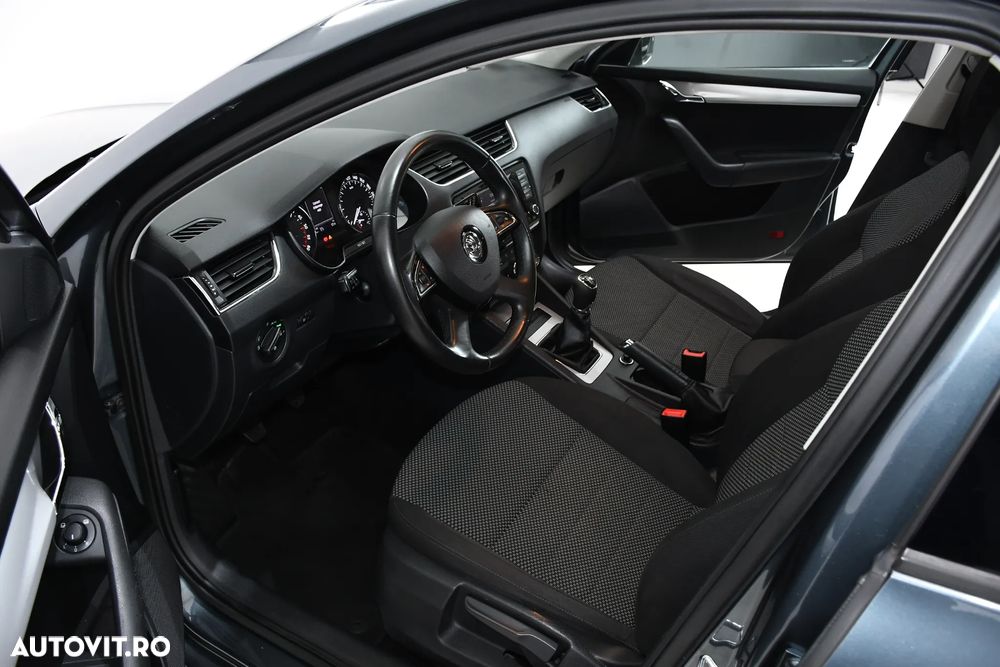 Skoda Octavia 1.6 TDI Business - 14