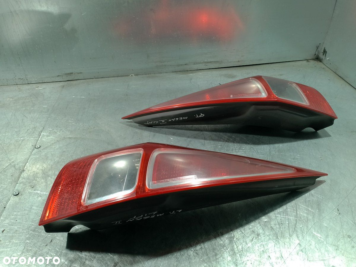 LAMPY TYŁ KOMPLET MEGANE II LIFT HATCHBACK 5  8200417349  8200417351 - 8