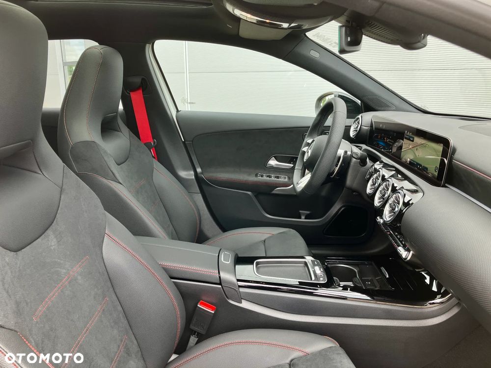 Mercedes-Benz Klasa A 35 AMG 4-Matic 8G-DCT - 5