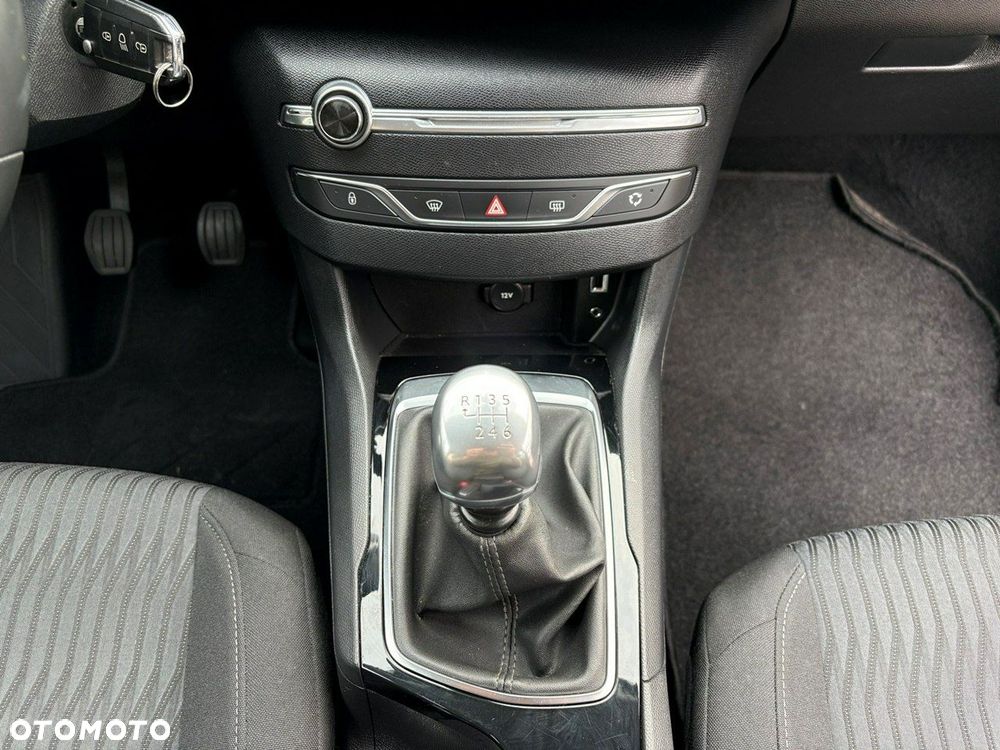 Peugeot 308 - 20