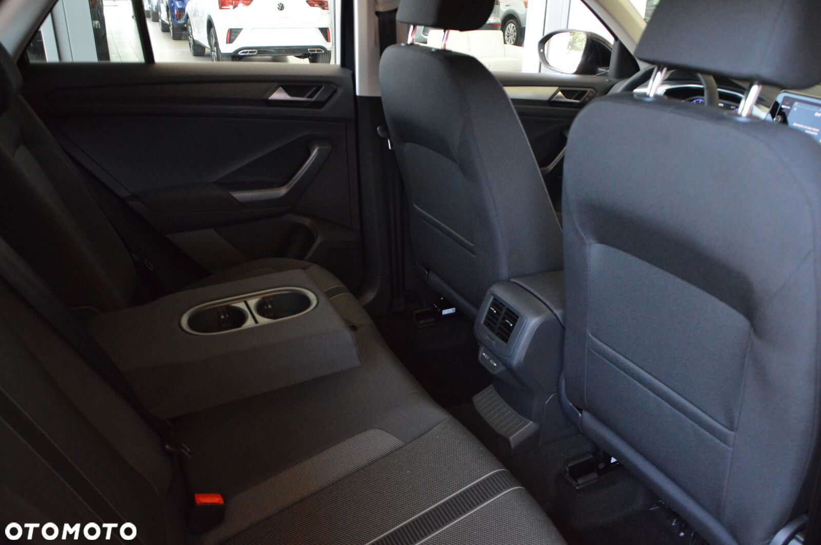Volkswagen T-Cross - 21