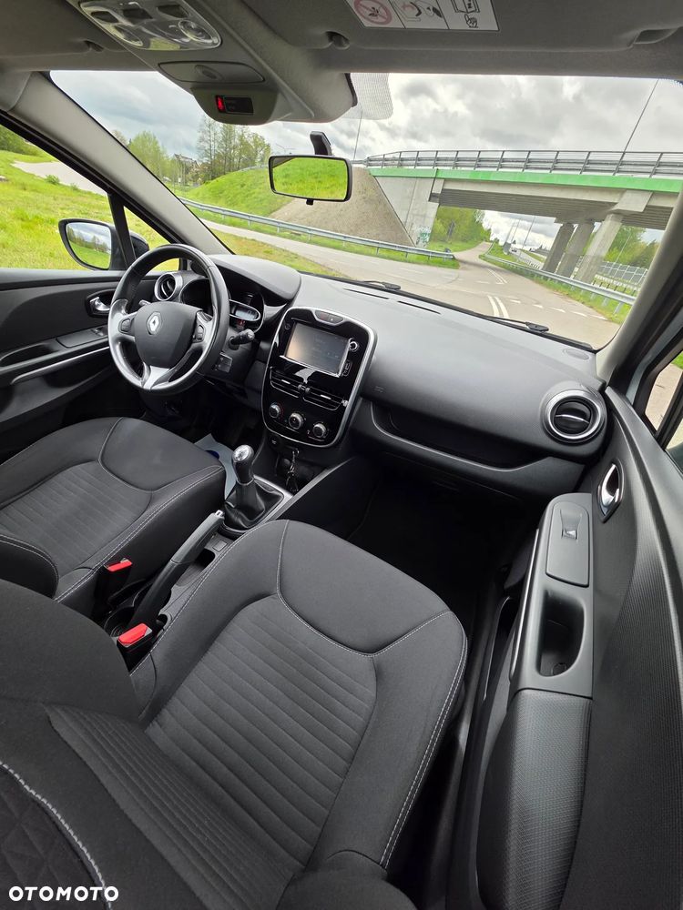 Renault Clio 1.2 16V 75 Limited - 14