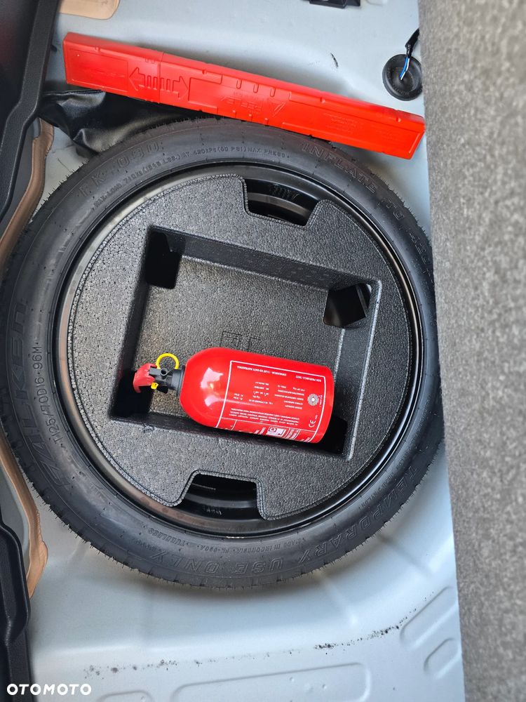 Toyota Yaris Hybrid 1.5 Comfort - 35