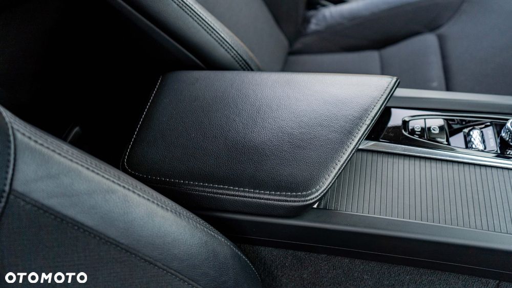 Volvo V60 D3 Momentum Core - 12
