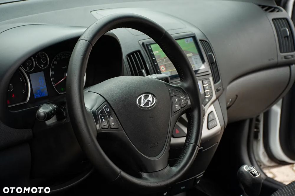 Hyundai i30 1.6 CRDI blue Classic - 26
