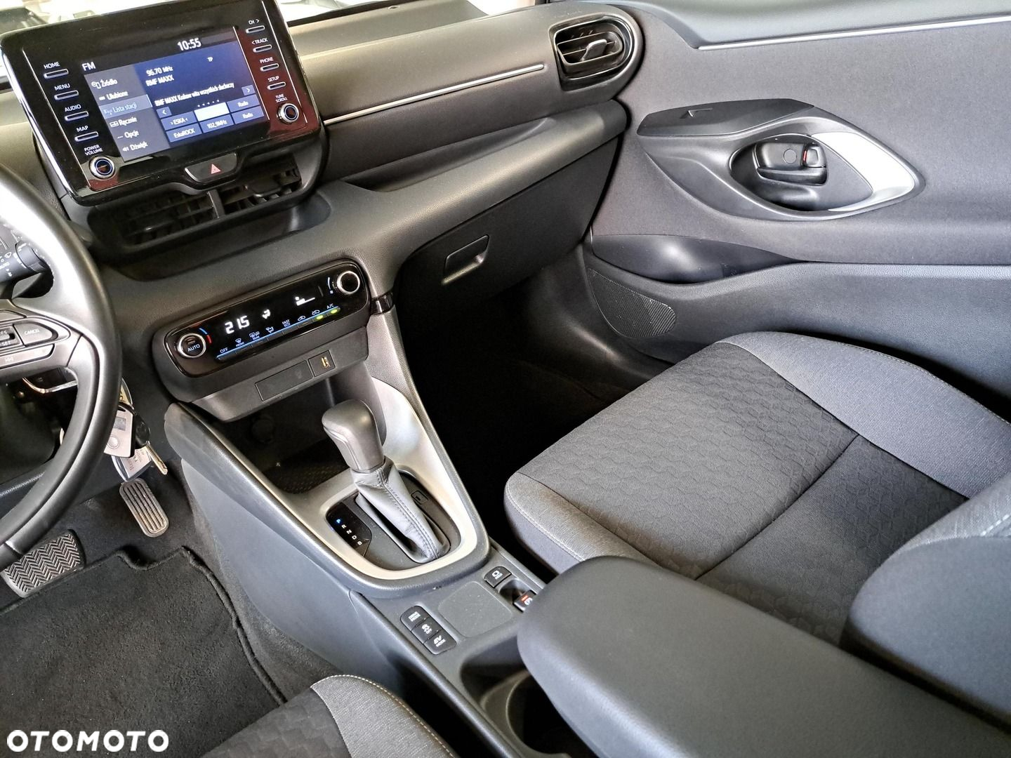 Toyota Yaris - 26