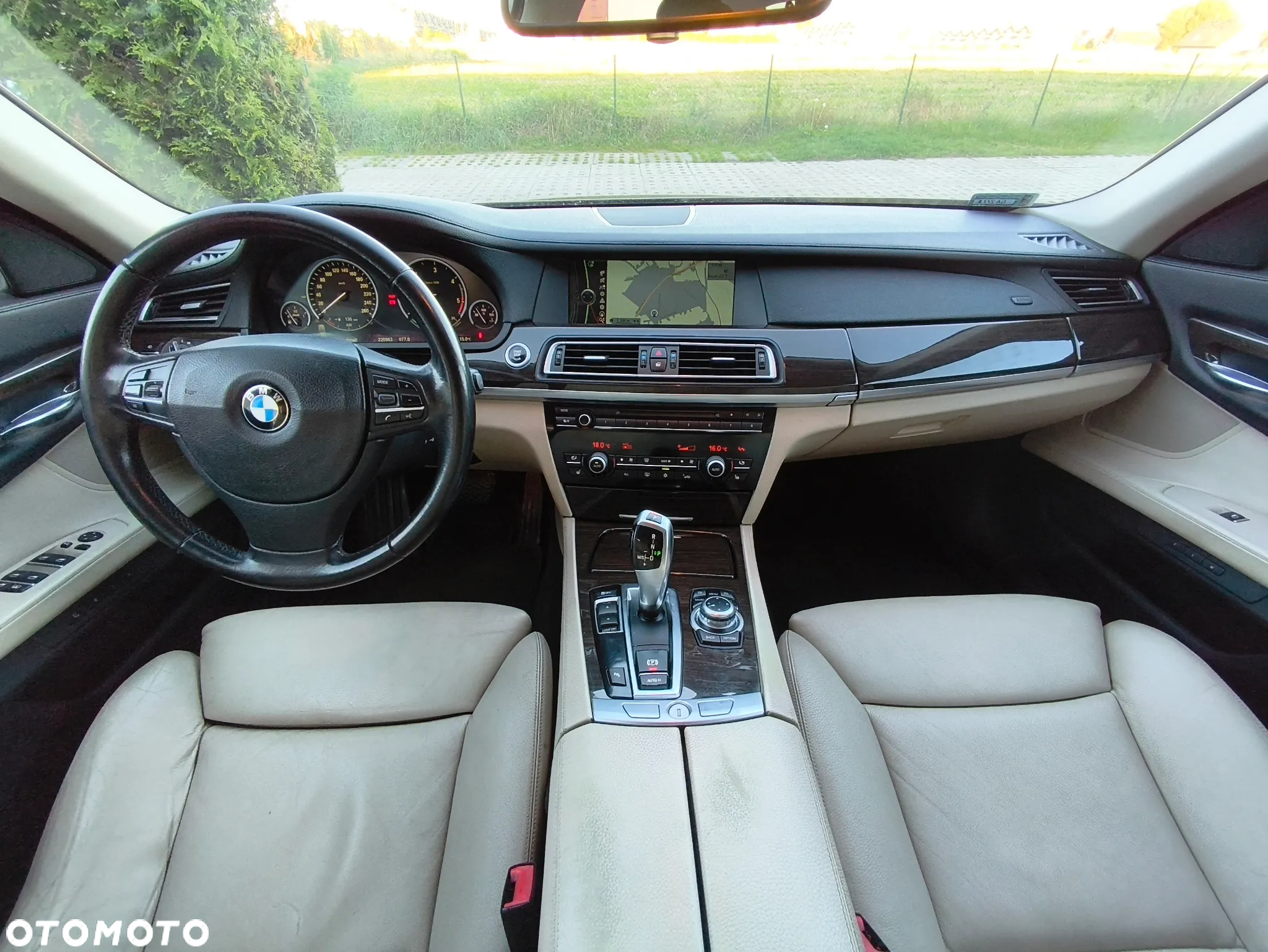 BMW Seria 7 730d - 9