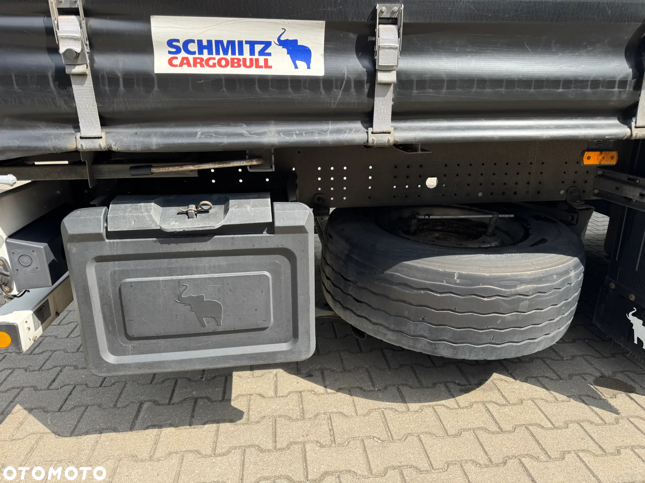 Schmitz Cargobull Firanka, Kosz na PALETY, oś podnoszona!! - 15