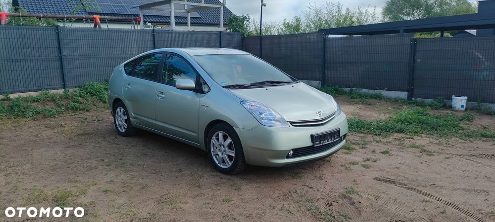 Toyota Prius - 2