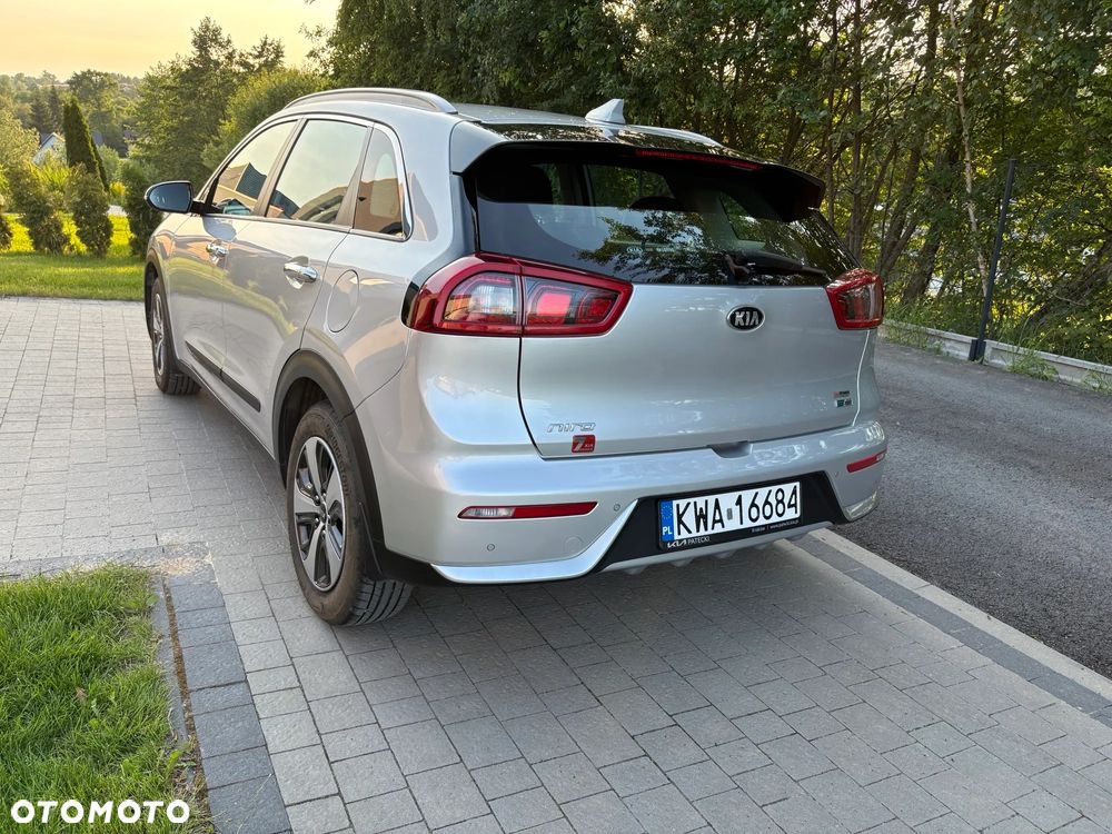 Kia Niro 1.6 GDI Hybrid L - 3