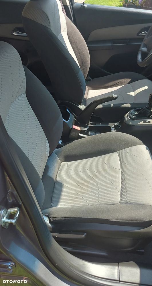 Chevrolet Cruze 1.8 LS (klm) - 8