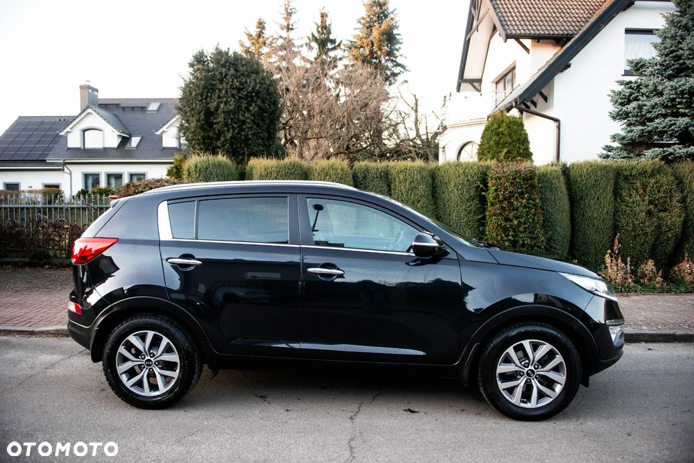 Kia Sportage 1.6 GDI 2WD Dream-Team Edition - 4