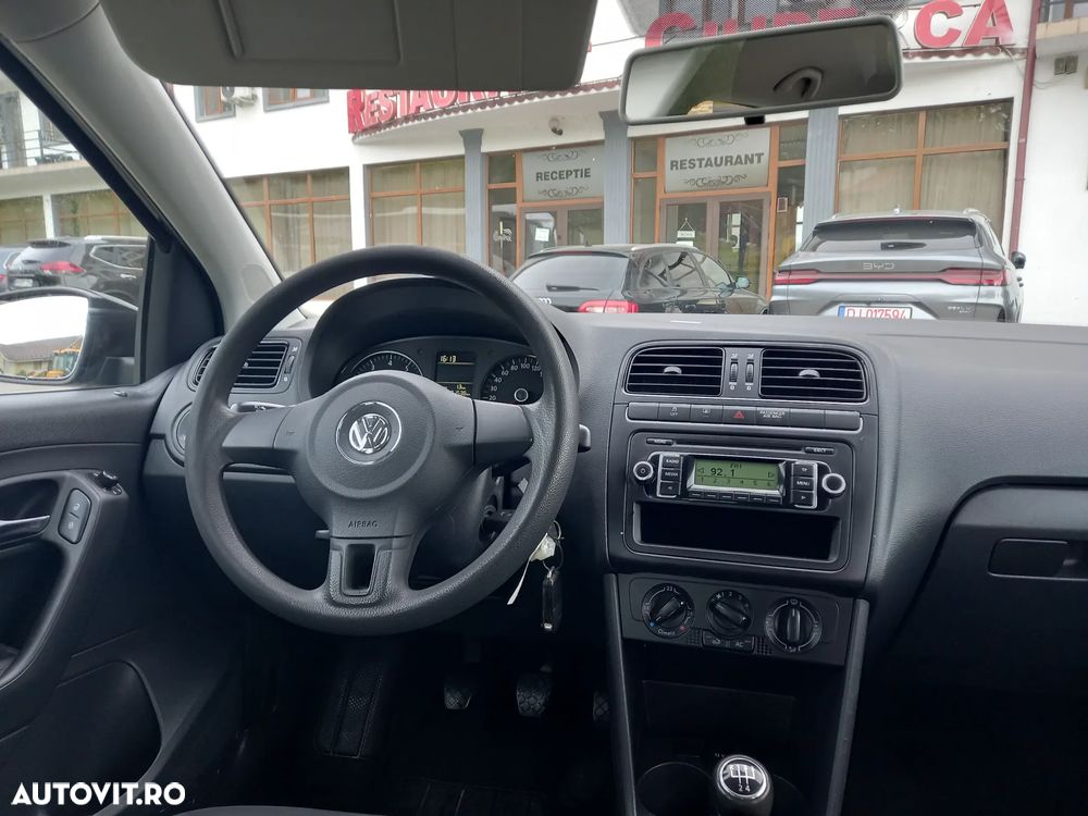 Volkswagen Polo 1.2 Comfortline - 5