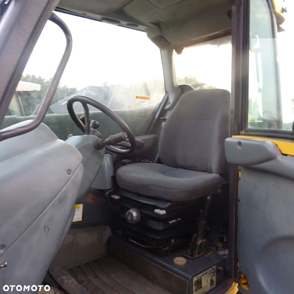 New Holland LM 425 - 5