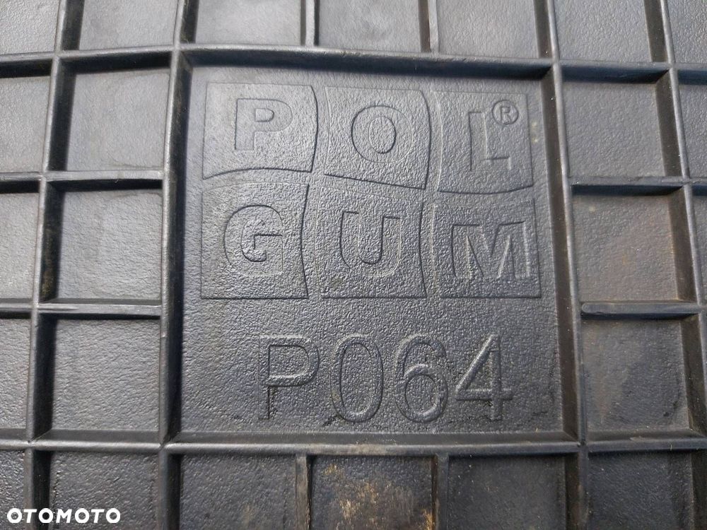 DYWANIKI KOMPLET OPEL ASTRA H POL GUM ID: 238040 - 4