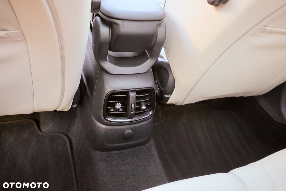 MINI Countryman Cooper SD ALL4 - 32