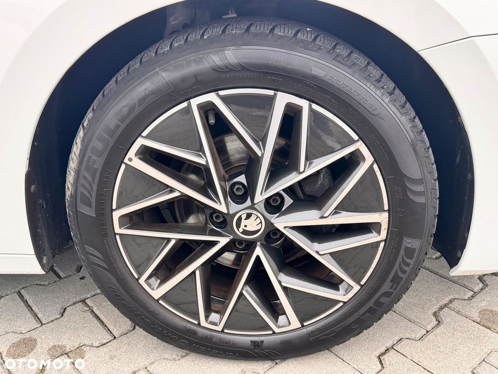 Skoda Octavia 2.0 TDI DSG First Edition - 19