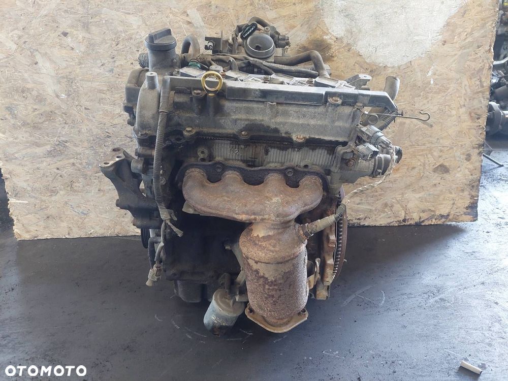 SILNIK BENZYNOWY TOYOTA YARIS I LIFT 1.0 16V 1SZ-FE - 4