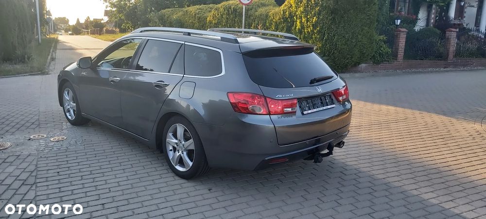 Honda Accord 2.0 Lifestyle - 6