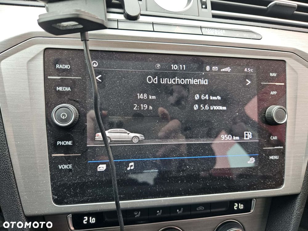 Volkswagen Passat - 17