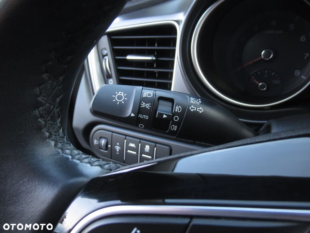 Kia Ceed 1.5 T-GDI M - 13