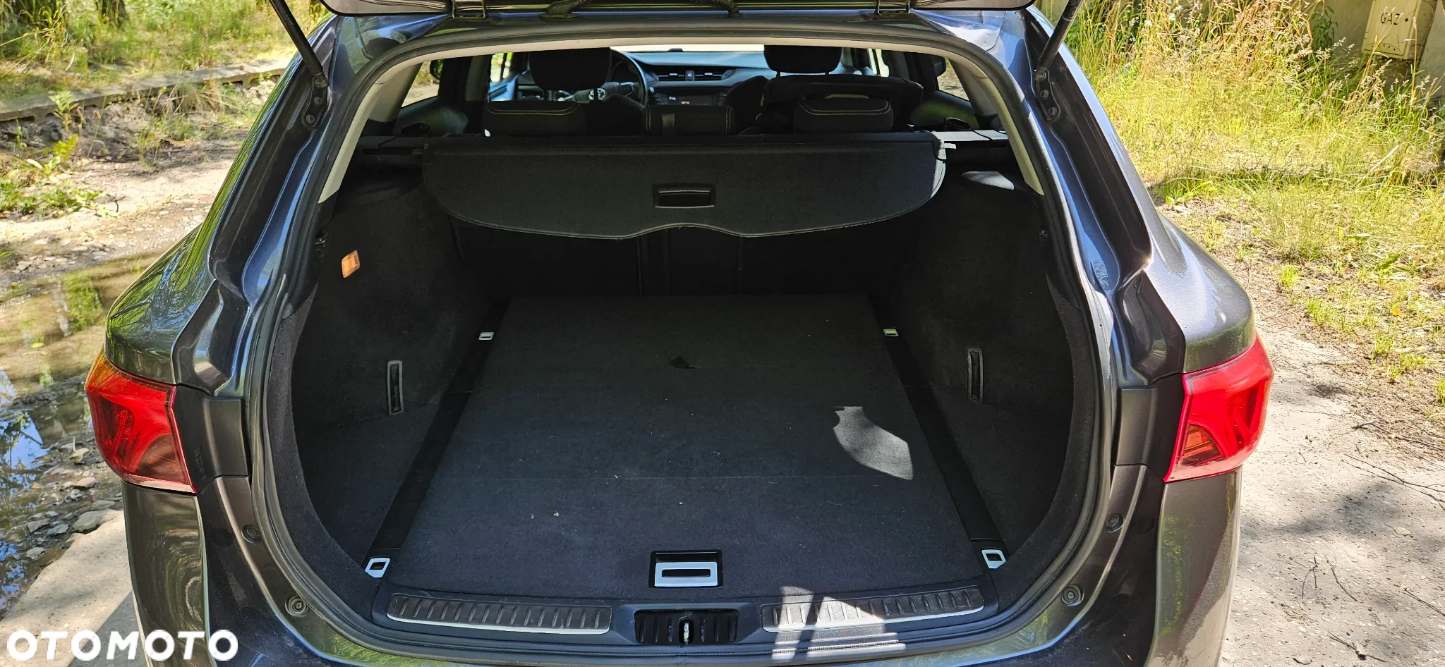 Toyota Avensis 1.8 Premium - 6