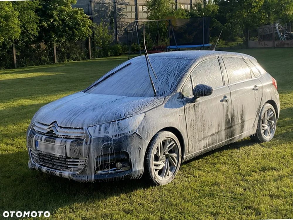 Citroën C4 1.6 HDi Exclusive - 1