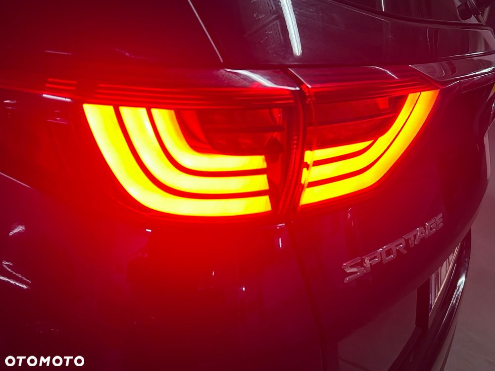 Kia Sportage 2,0 CRDI AWD Spirit - 12