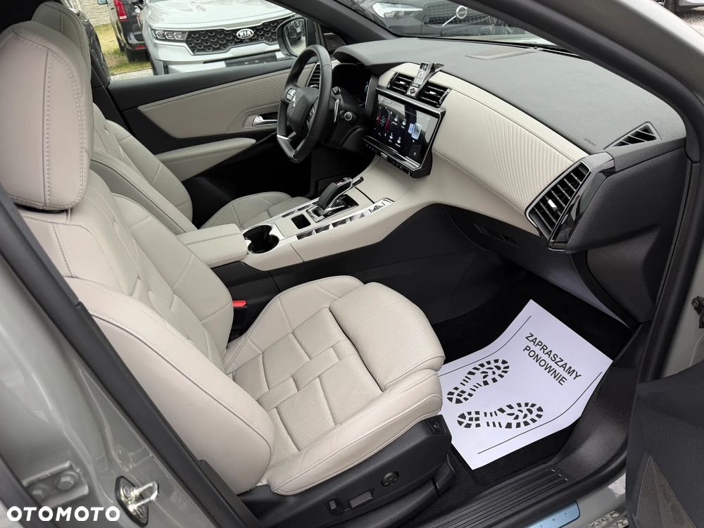 DS Automobiles DS 7 Crossback - 36