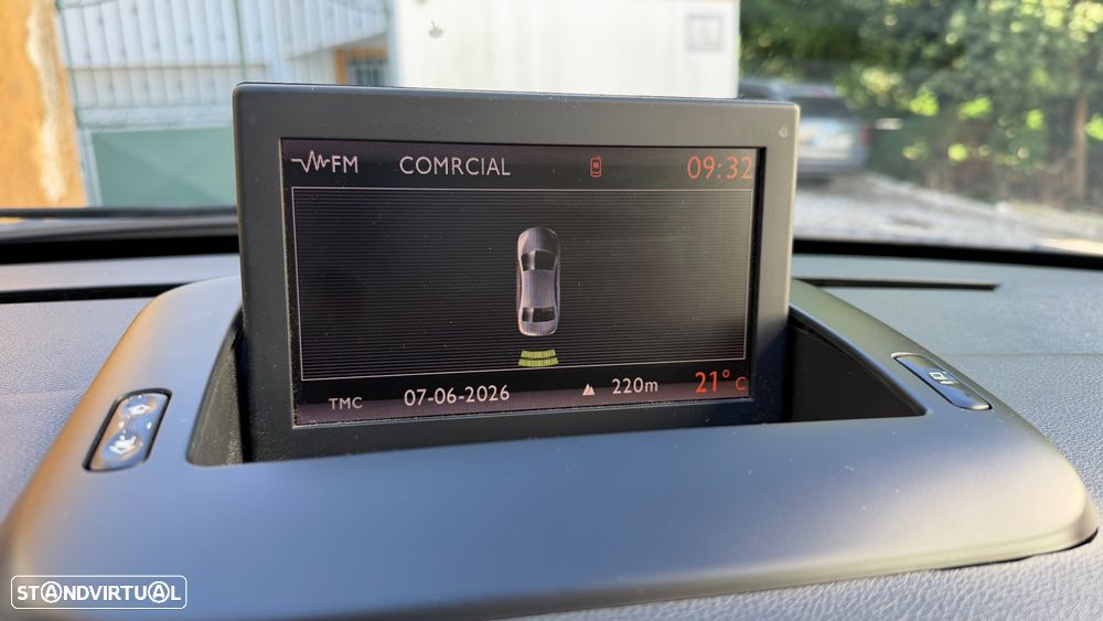 Peugeot 5008 1.6 HDi 7L Allure J17 - 16