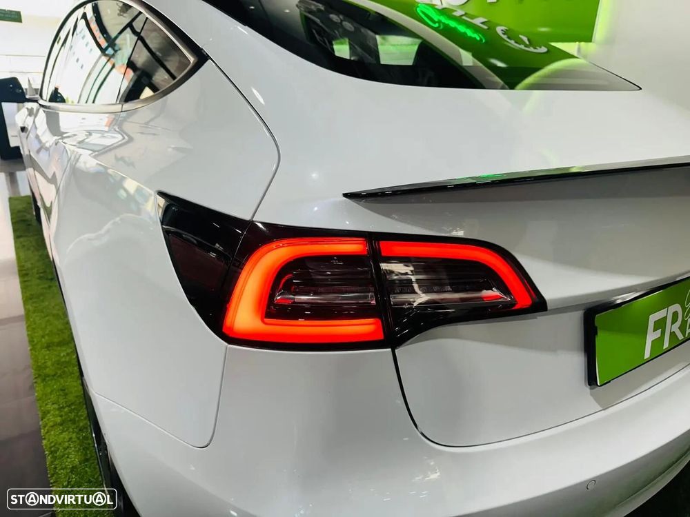 Tesla Model 3 Standard Range Plus RWD - 26