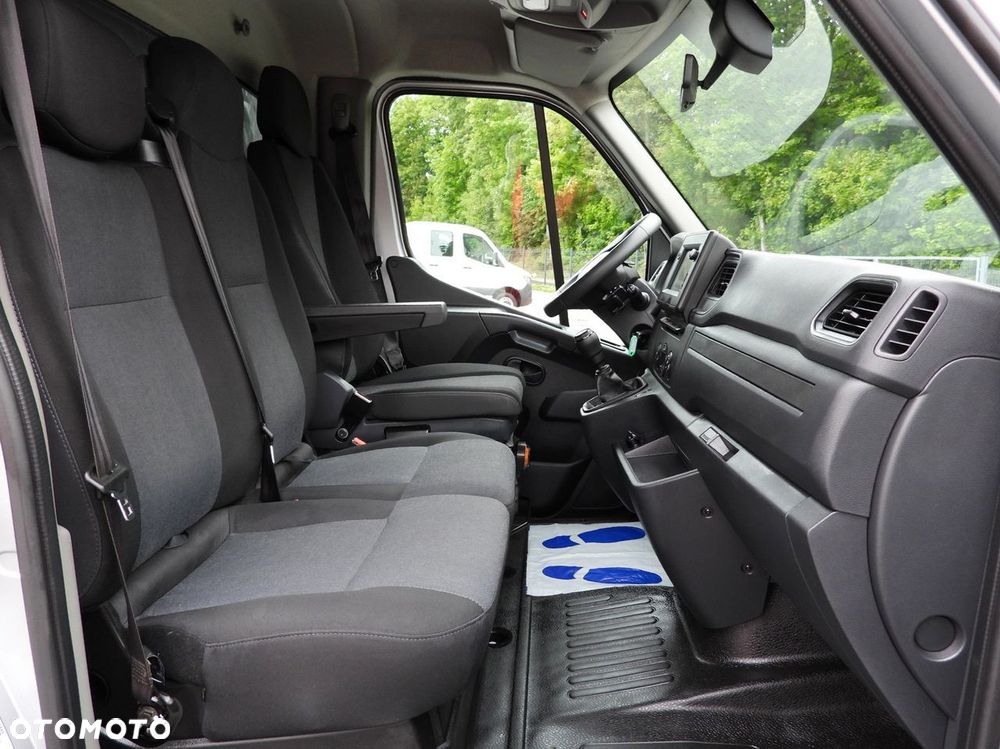 Renault MASTER PLANDEKA 10 PALET TEMPOMAT NAWIGACJA LEDY PNEUMATYKA KLIMATYZACJA  165KM - 38