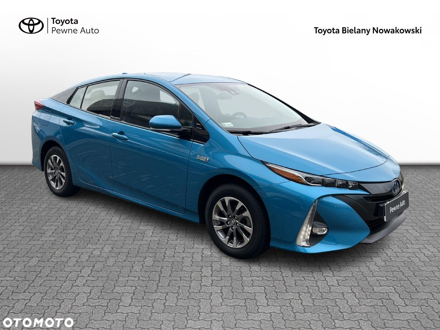 Toyota Prius - 30