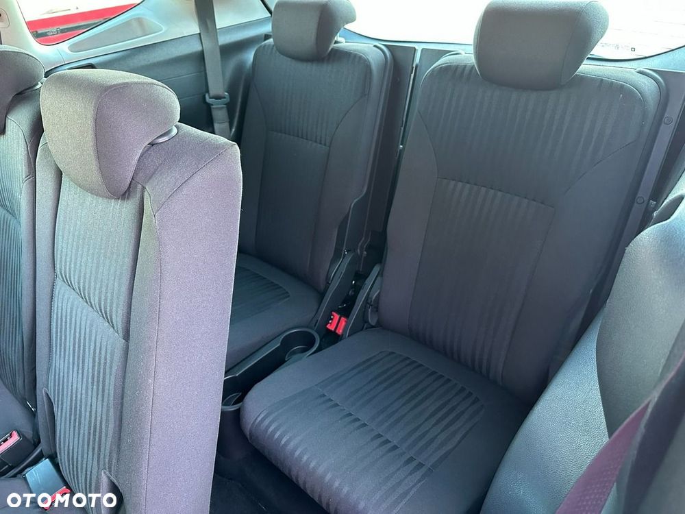 Opel Zafira - 13