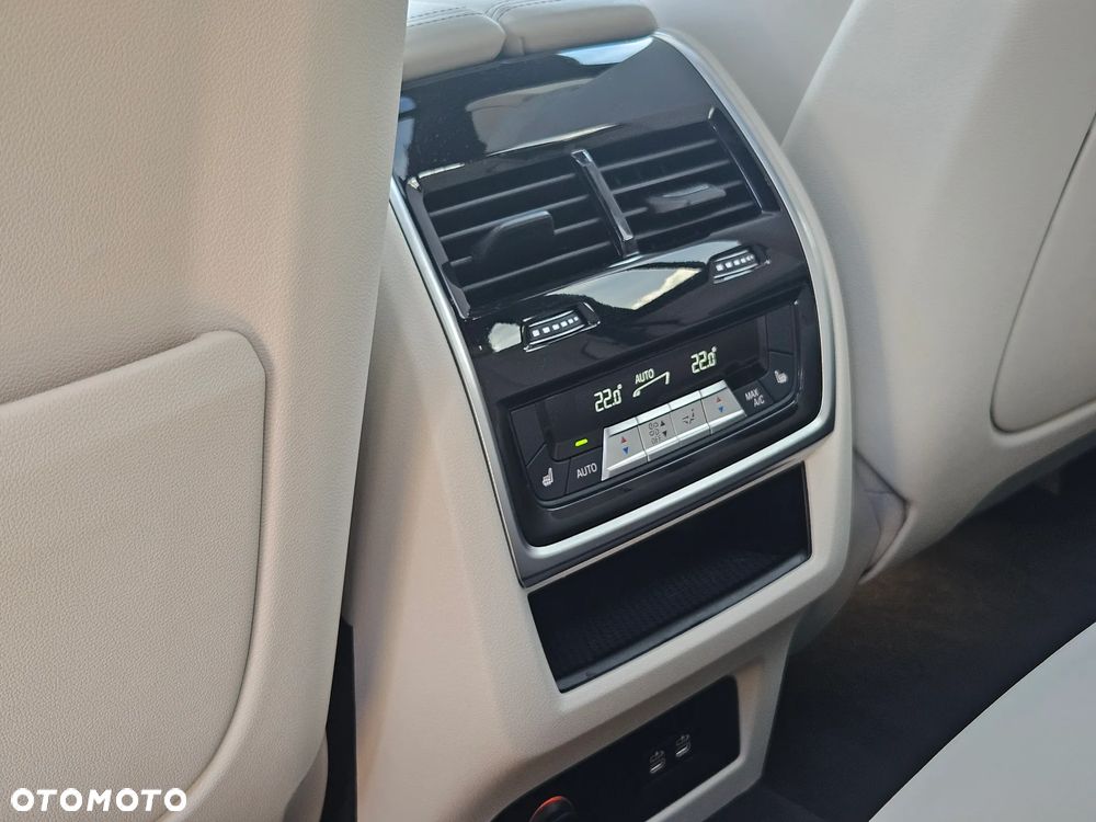 BMW X5 xDrive40d mHEV sport - 16