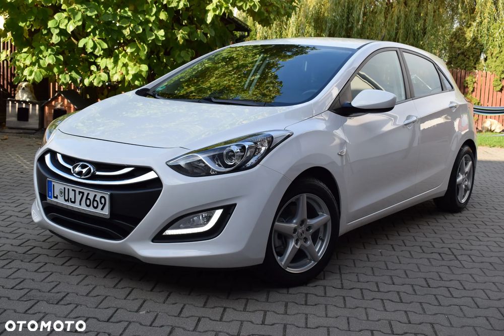 Hyundai i30 1.4 Premium - 1