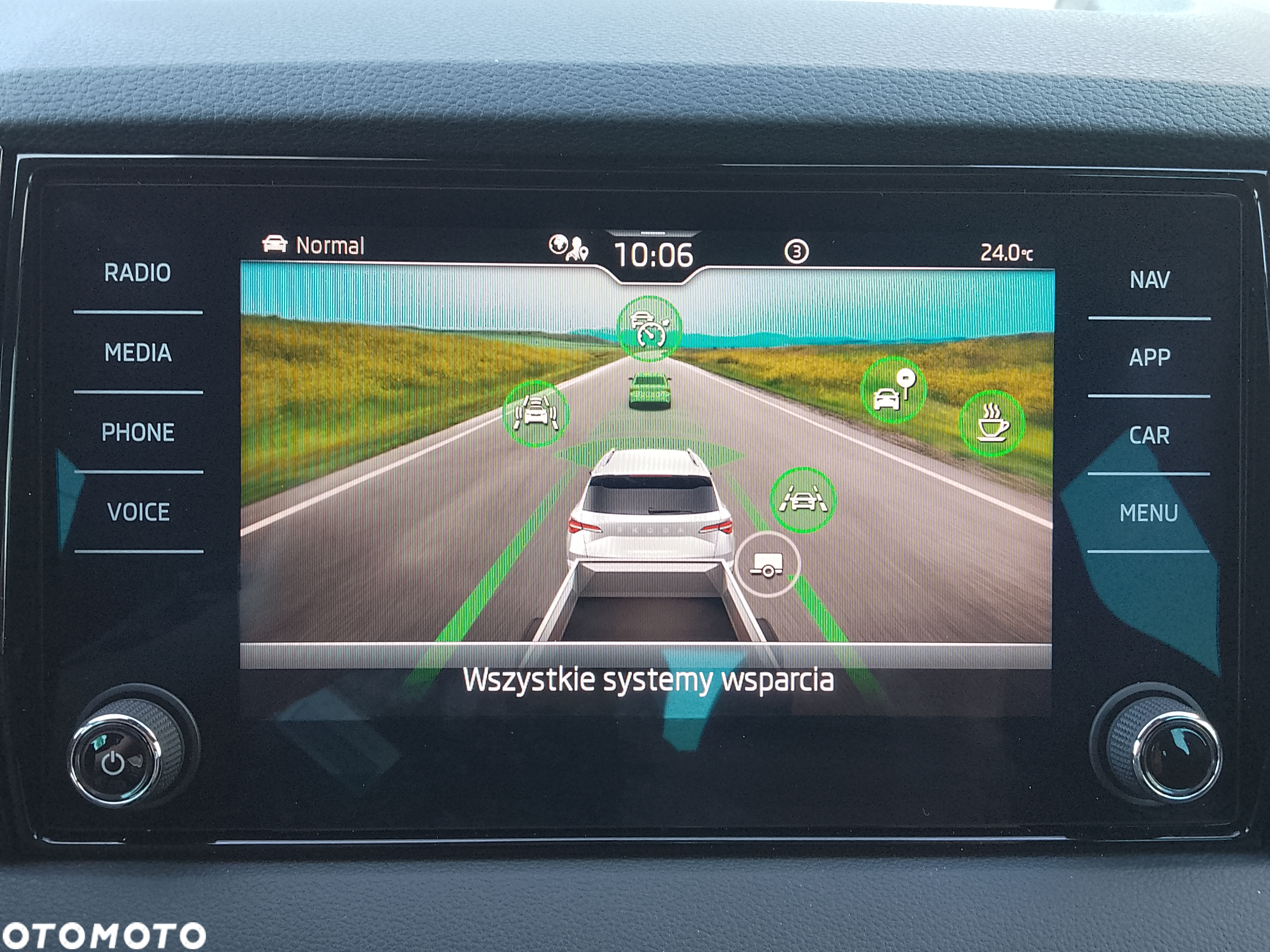 Skoda Karoq 1.5 TSI ACT Sportline DSG - 14