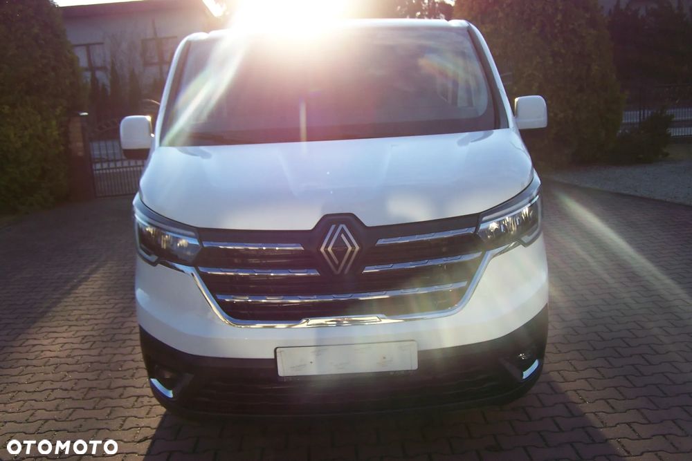 Renault Trafic - 14