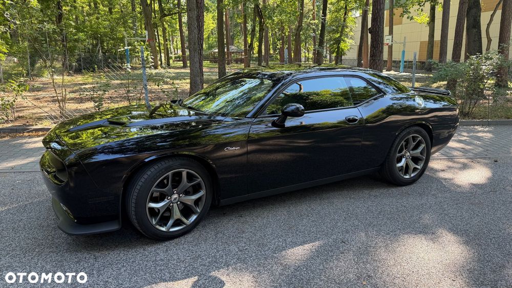 Dodge Challenger - 5