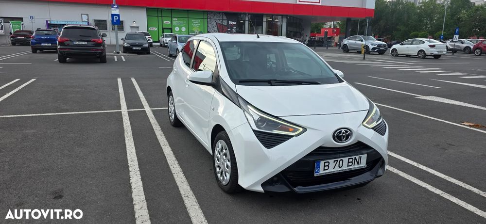Toyota Aygo 1.0 VVY-I 5 usi X-connect - 3