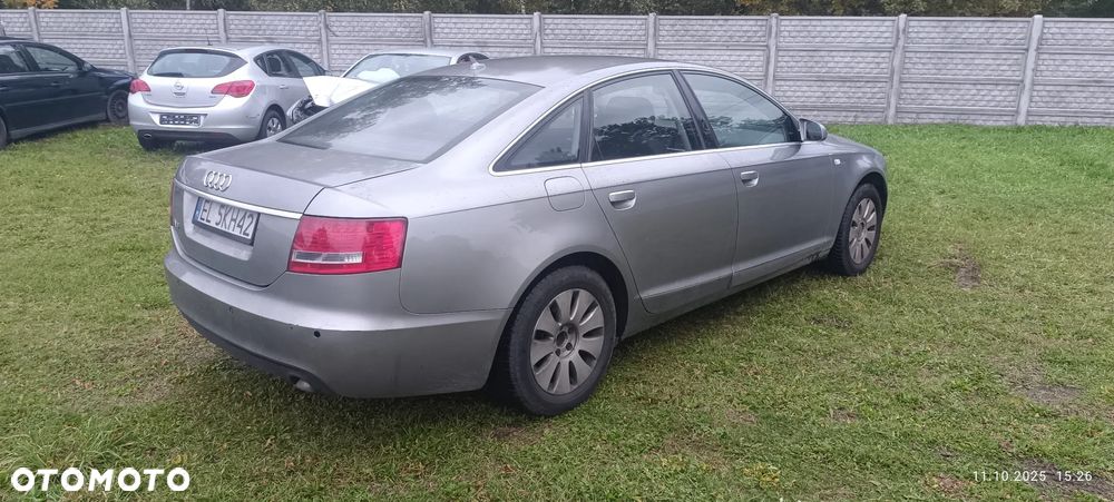 Audi A6 - 4
