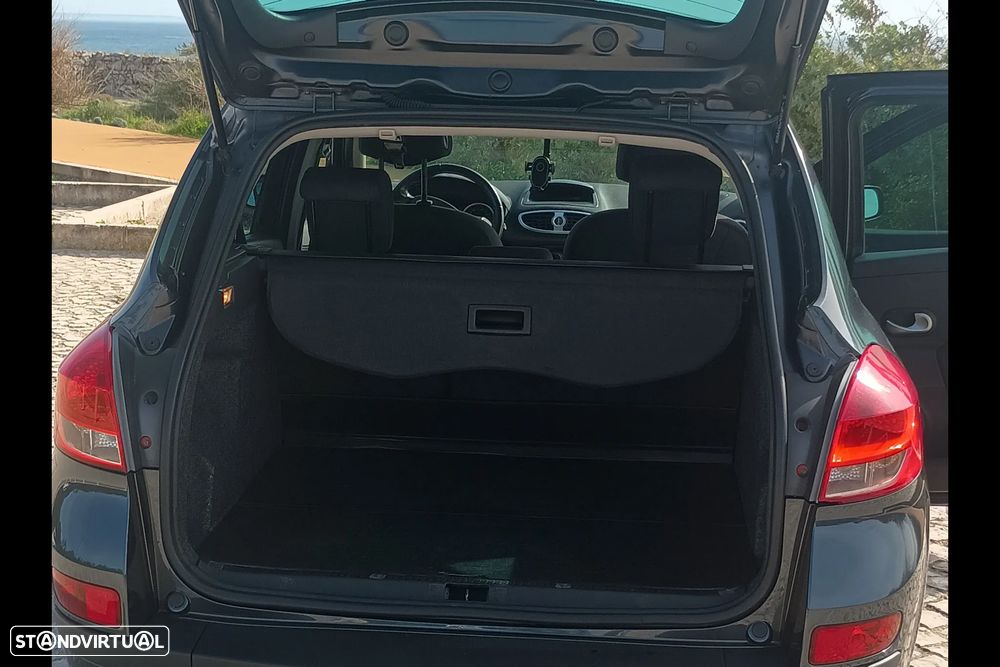 Renault Clio Break 1.2 16V Fairway - 6