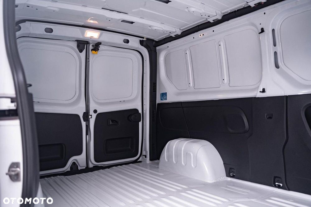 Renault Trafic Furgon L2H1 130KM - 11