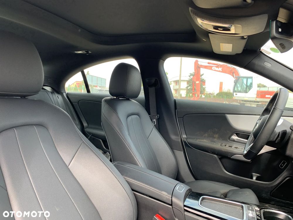 Mercedes-Benz CLA 250 4Matic 7G-DCT - 20