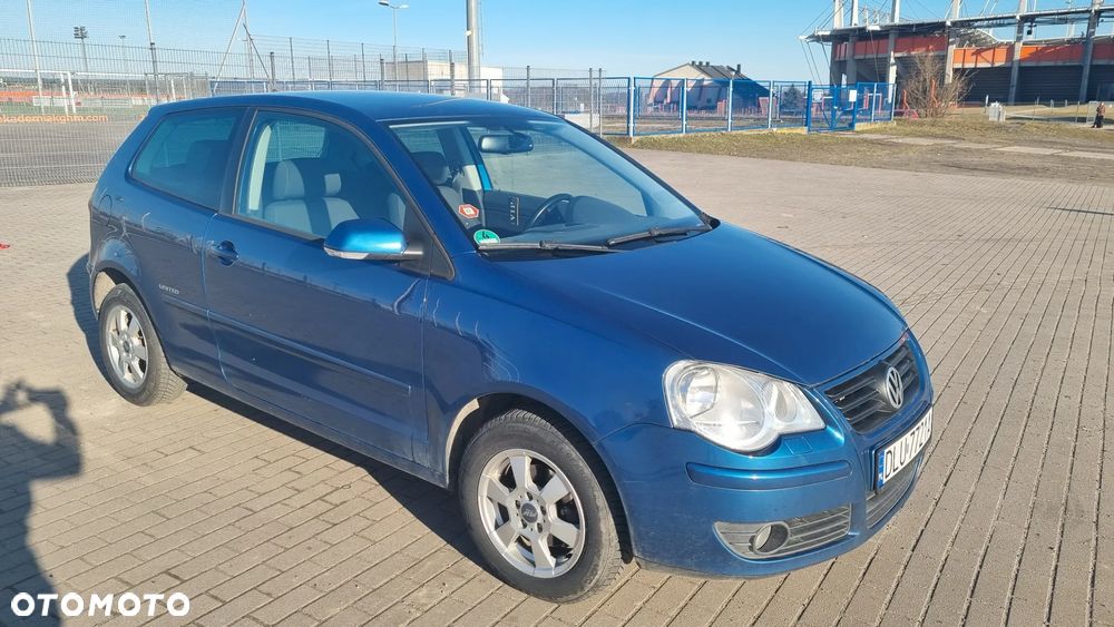 Volkswagen Polo 1.4 TDI Sportline - 2