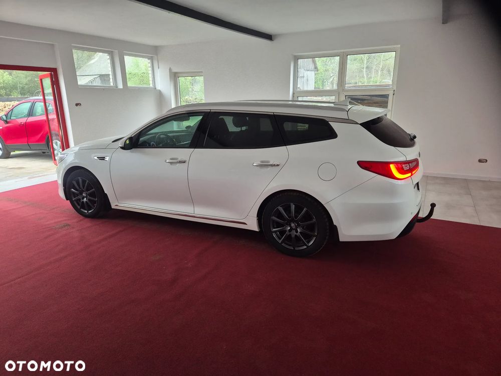 Kia Optima - 5