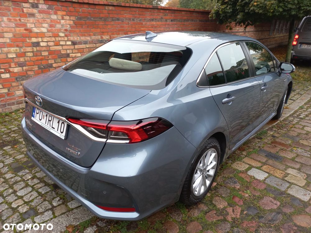 Toyota Corolla 1.8 Hybrid Comfort - 12